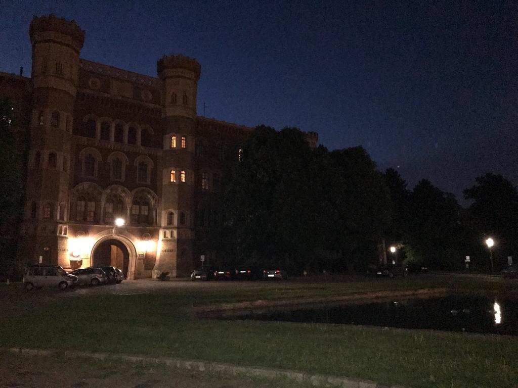 Arsenal Apartment Виена Екстериор снимка